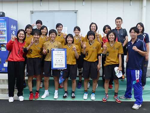 和歌山国体　ハンドボール競技(成年女子）　入賞！