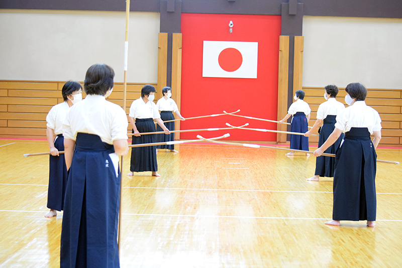 武道教室　なぎなた教室（一般）　火曜日